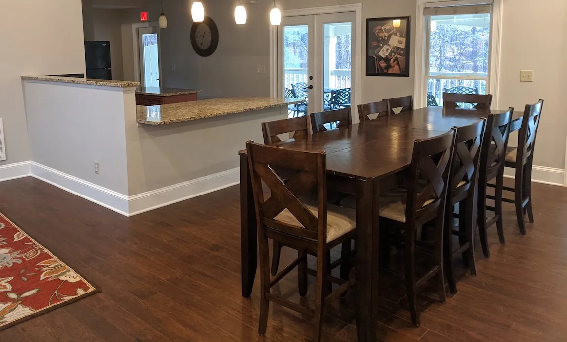 Best LVP Flooring Guide | Dependable Painting